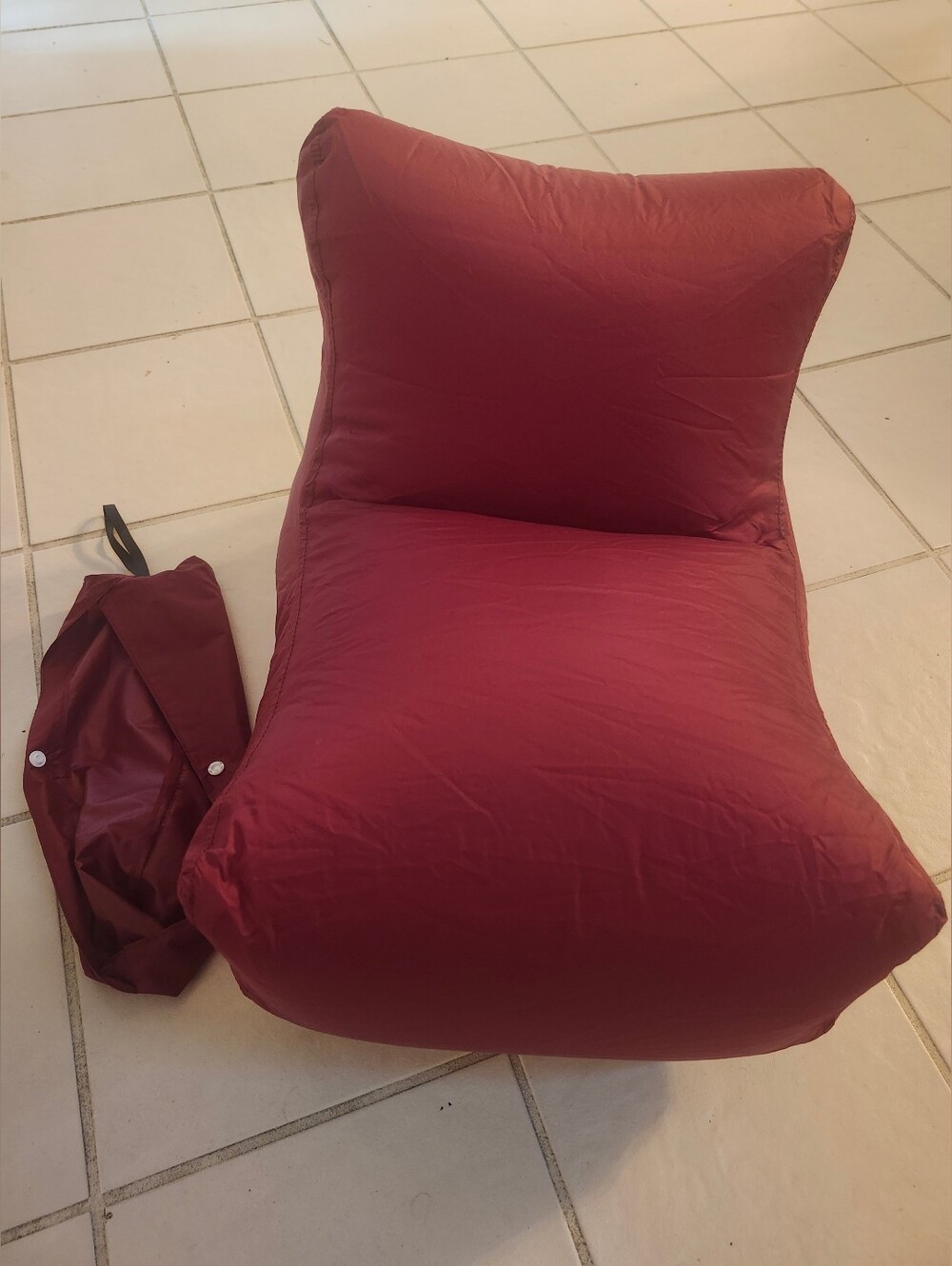 Mavigadget Red Carry Anywhere Quick Inflatable Mini Lounge Chair